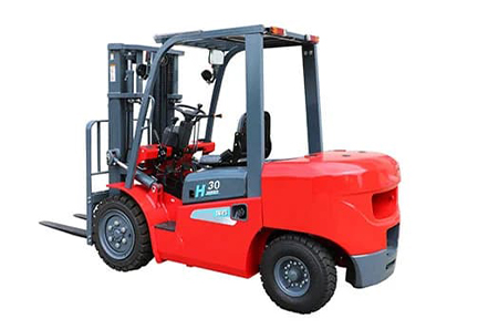 Diesel Forklift Trucks: Power and Performance for Heavy-Duty Tasks