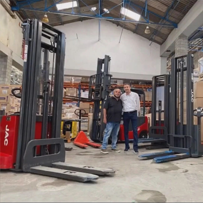 forklift manufacturers